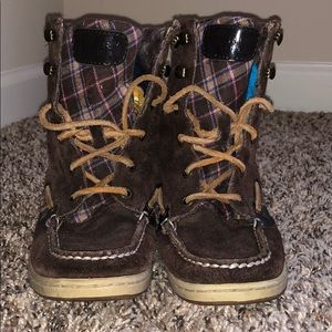 Women’s speedy boots